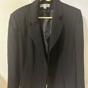 Suit Studio Elegant Black Blazer